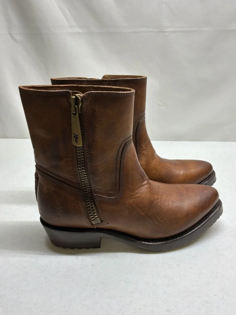 Frye Leather Billy Short Bark Color Boots Size 6M Women's NWOB